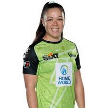 Lauren Smith Biography